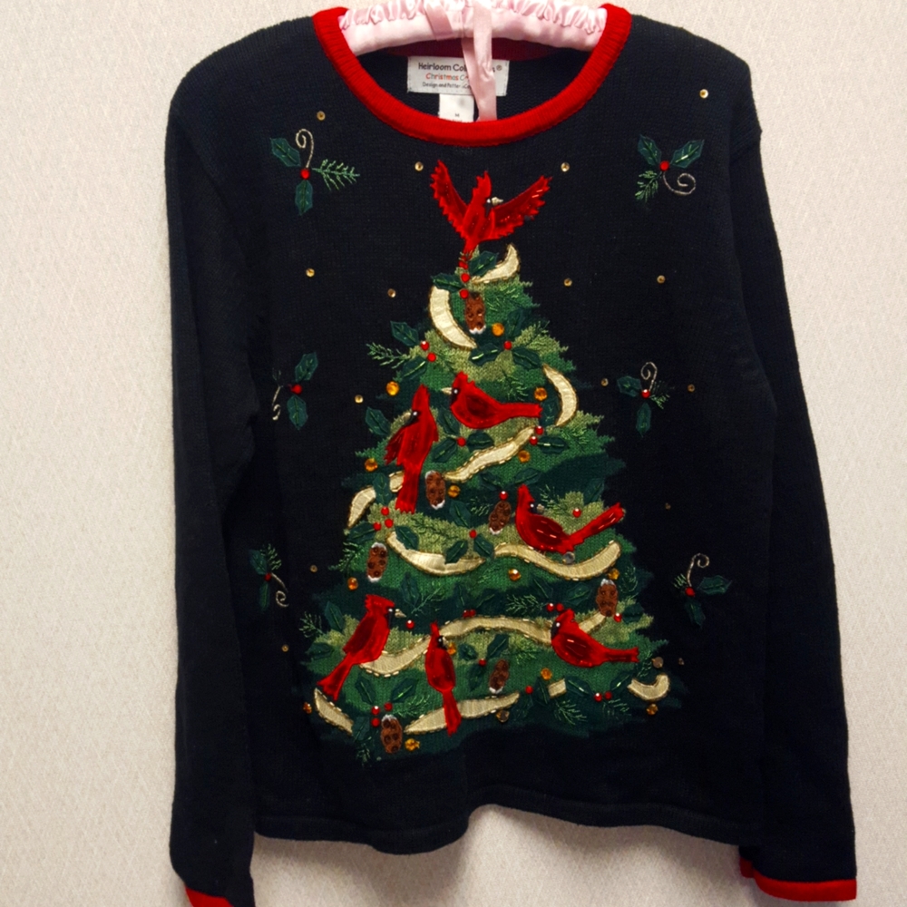 Beautiful, Like New Heirloom Christmas Collection, Collectables, Christmas Tree